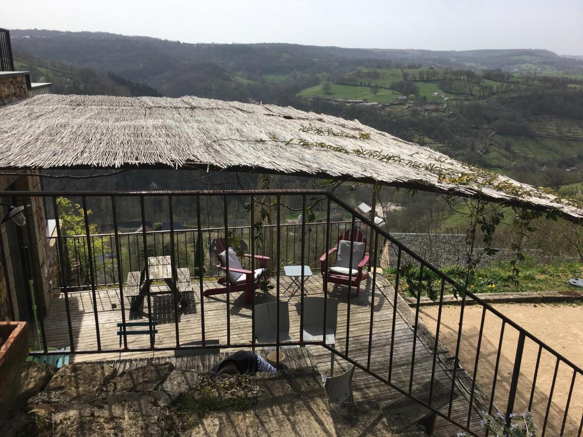 Gite Libertalia Salles-la-Source المظهر الخارجي الصورة